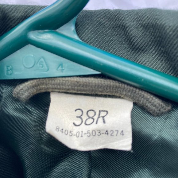 Vintage U.S. Army Men's Coat Green 36R Dress Uniform DeRossi & Son Overcoat - Picture 10 of 10